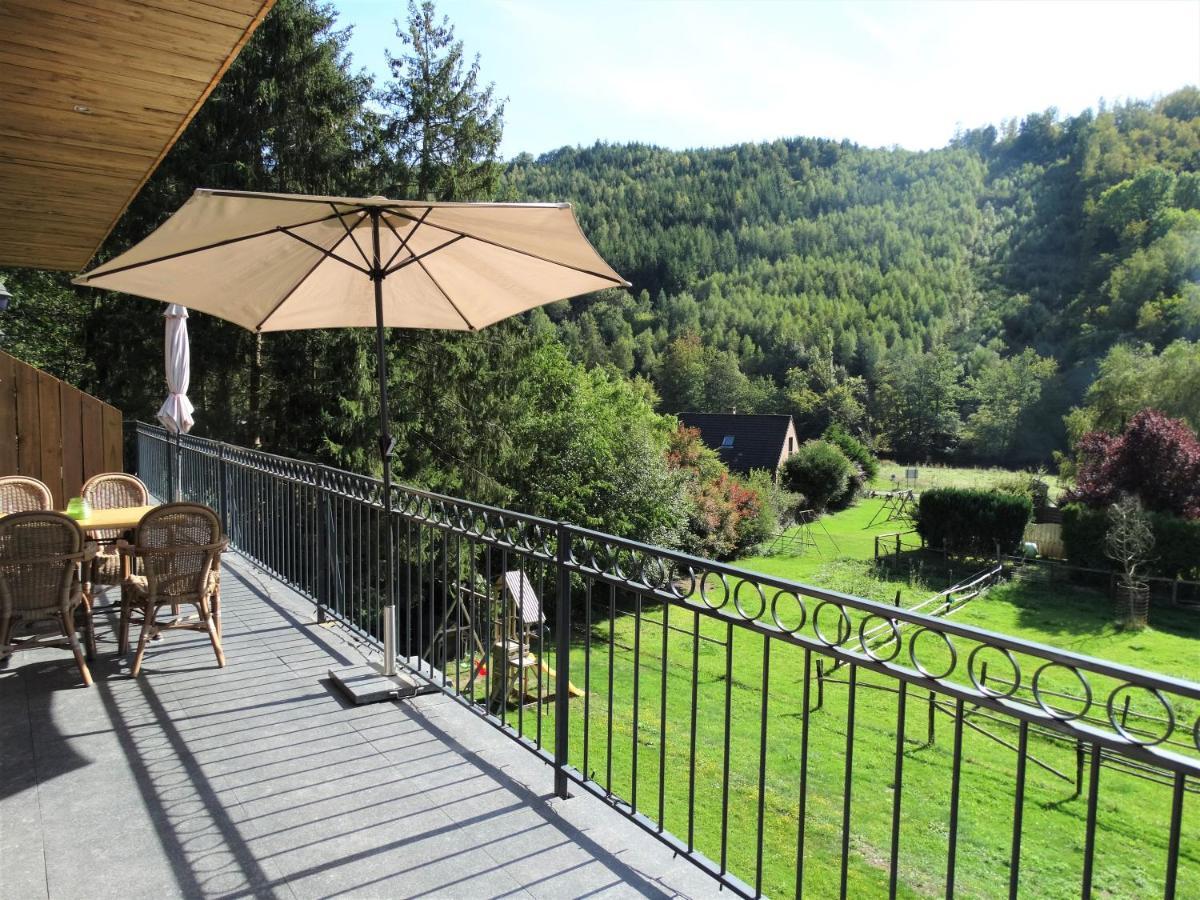 Relais Des Eveux Apartment Ла Рош ан Арден Екстериор снимка